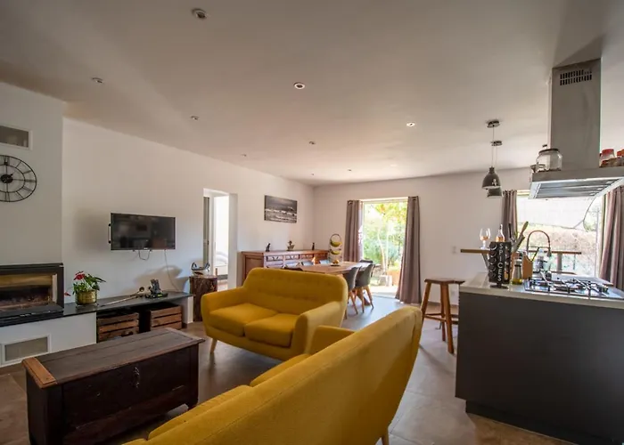 Anna Location De Au Calme En Corse à Proximité De Calvi