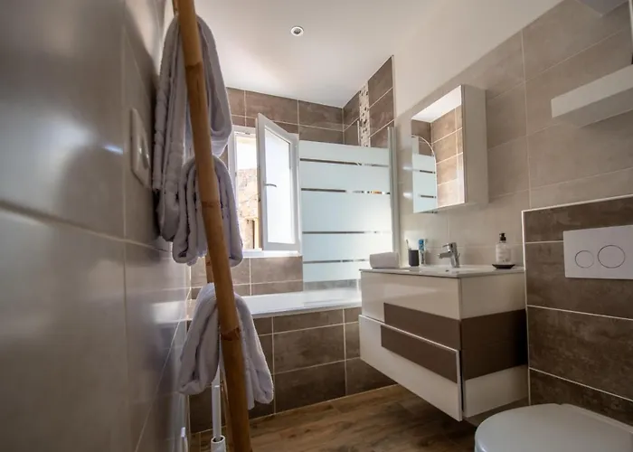 Anna Location De Au Calme En Corse à Proximité De Calvi Villa Zilia