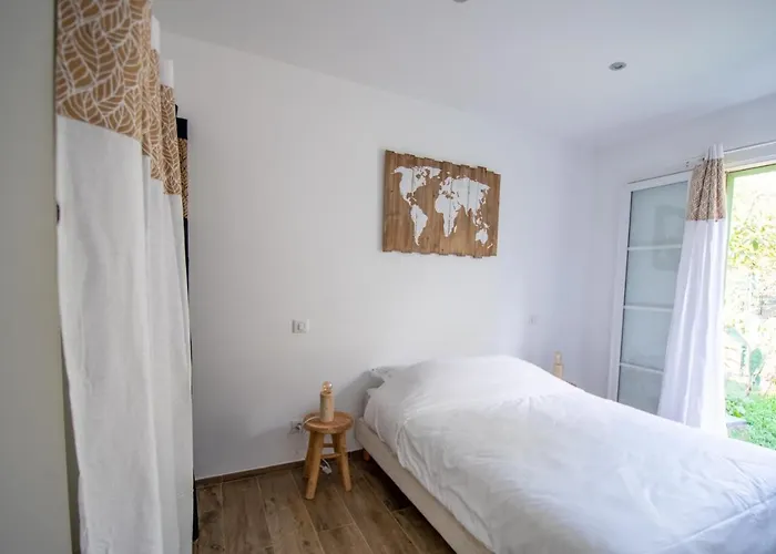 Anna Location De Au Calme En Corse à Proximité De Calvi Villa Zilia